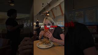 GIMME FU**IN' CHEESEBURGER 🍔 #foryou #funny #trending @nataliireynoldss(TIITOK)