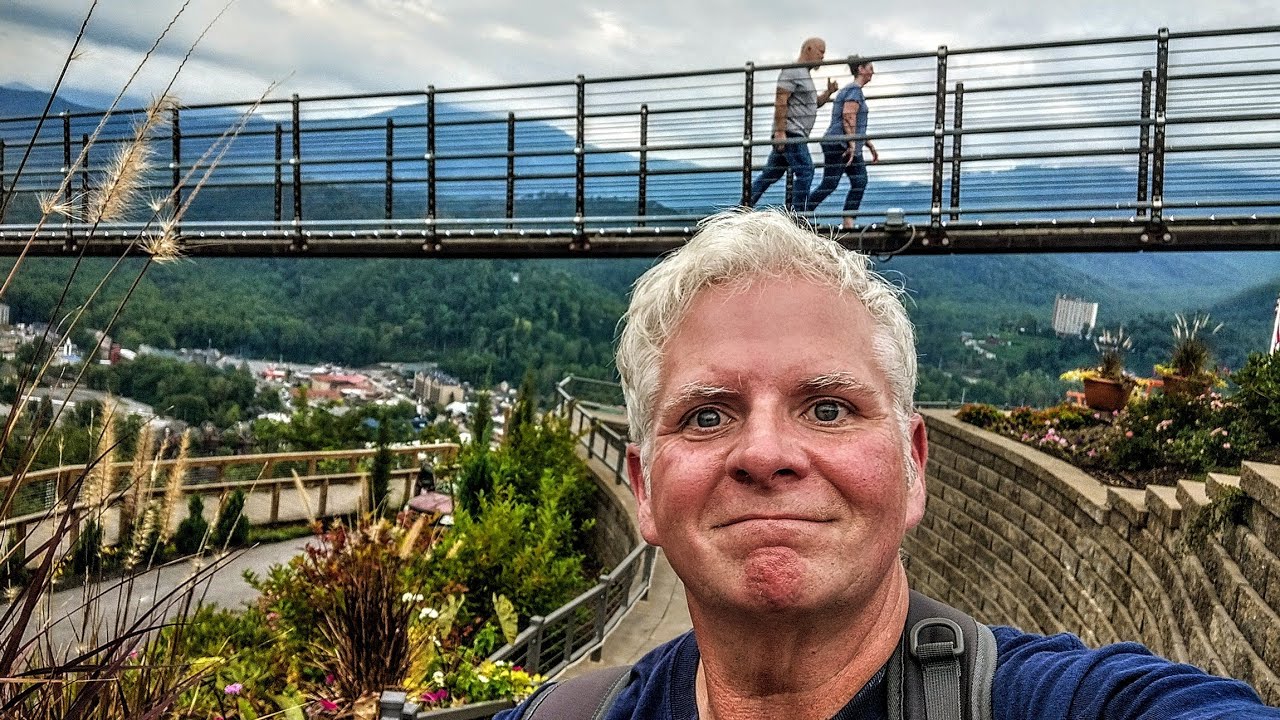 live-in-gatlinburg-tn-youtube