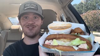 Captain D’s  Lobster Roll, Lobster Bites, and Lobster Bisque Review