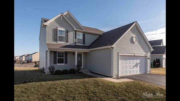 Hampshire Home for Sale by Maria Bonacci and HomeS...