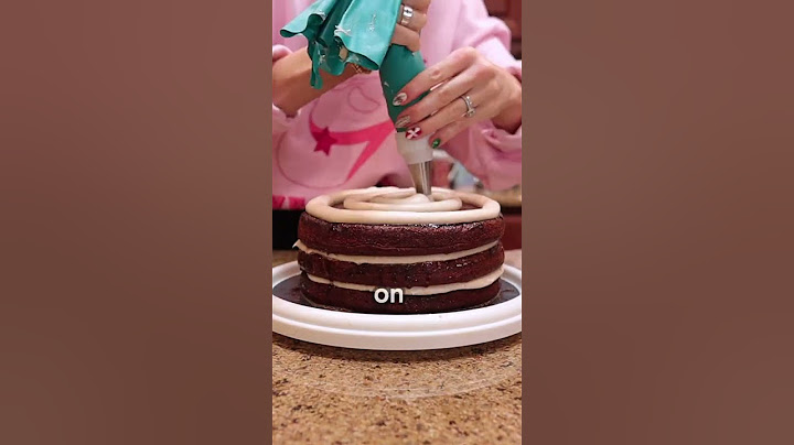 I Surprised my Mom With a Birthday Cake!