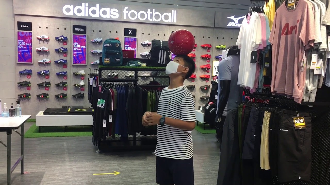 Unexceptionable even at Departmentstore. Juggling football in blood