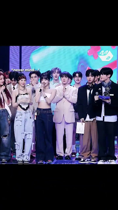 hanbin just standing there like 😄🧍🏻 #zerobaseone #zb1 #hanbin #lesserafim #chaewon