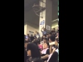 東京ドームでノリノリの警備員さん