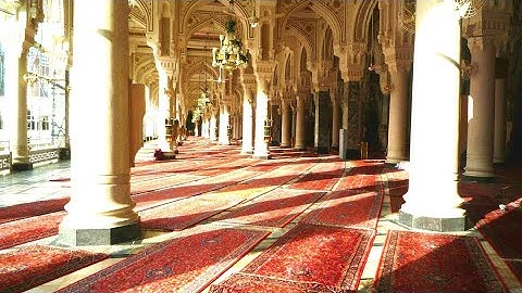 {ان الله وملائكته يصلون على النبي } للقارئ الشيخ سعيد الخطيب