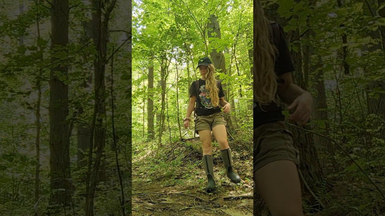 watch till the end to see a cup fungi splooge 💨💦😍😋 #mushrooms #mushroomhunting #mushroom #youtuber