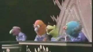 Video thumbnail of "Classic Sesame Street - Cab Calloway sings "Hi De Ho Man""