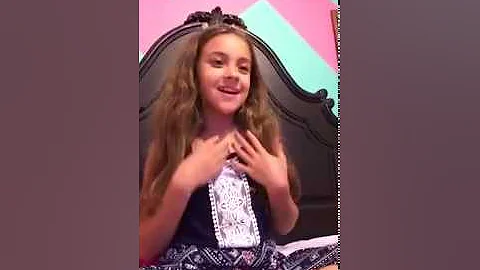 11 year old girl singing flashlight karaoke
