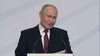 Владимир Путин объяснил, почему железные дороги России лучшие в мире