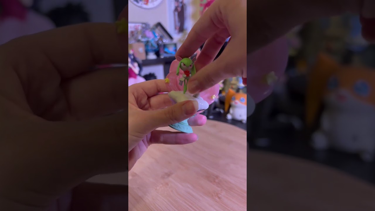 Pokémon Starrium Dreamy Moonlit Rement ralts and kirlia 