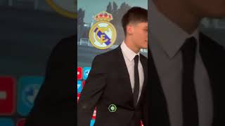 Arda Güler Imza Törenini İspanyolca Bitirdi Hala Madrid Gracias.