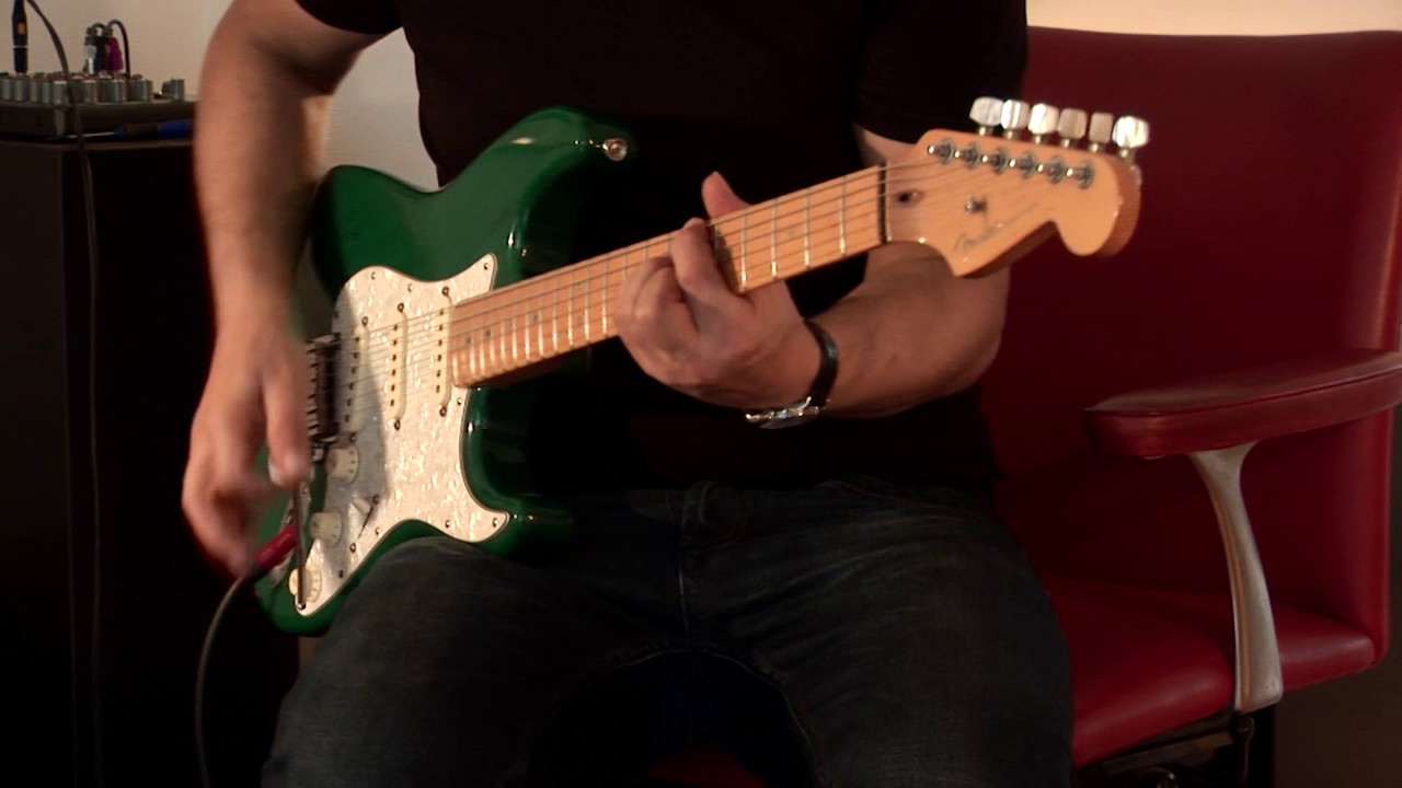 1999 Fender American Deluxe Stratocaster Teal Green, Part1 - YouTube