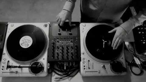 Quick scratch freestyle over Nozl Looper 6 (beat 3)