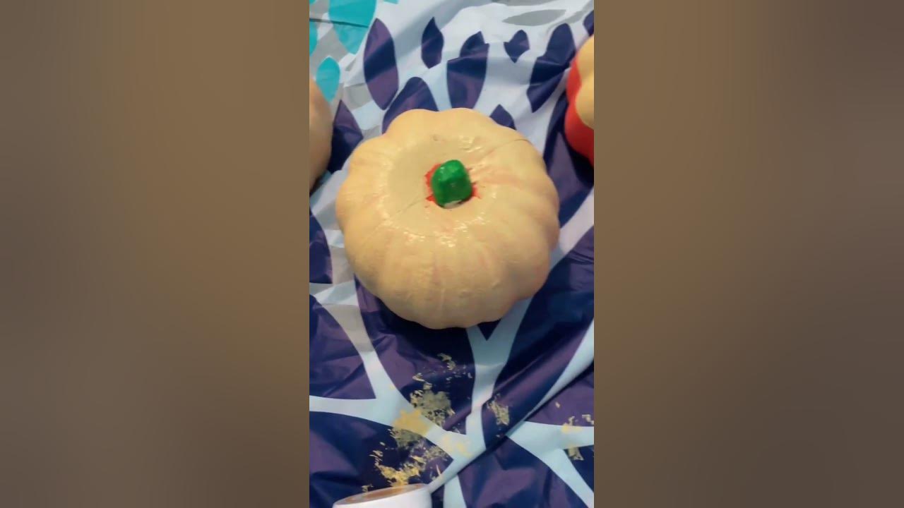 Painting Pumpkins #glitterunique #pumpkins #falldecor2022