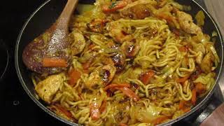 Recette Nouilles chinoises 🥢 aux légumes et poulet   - Chinese noodles with vegetables and chicken