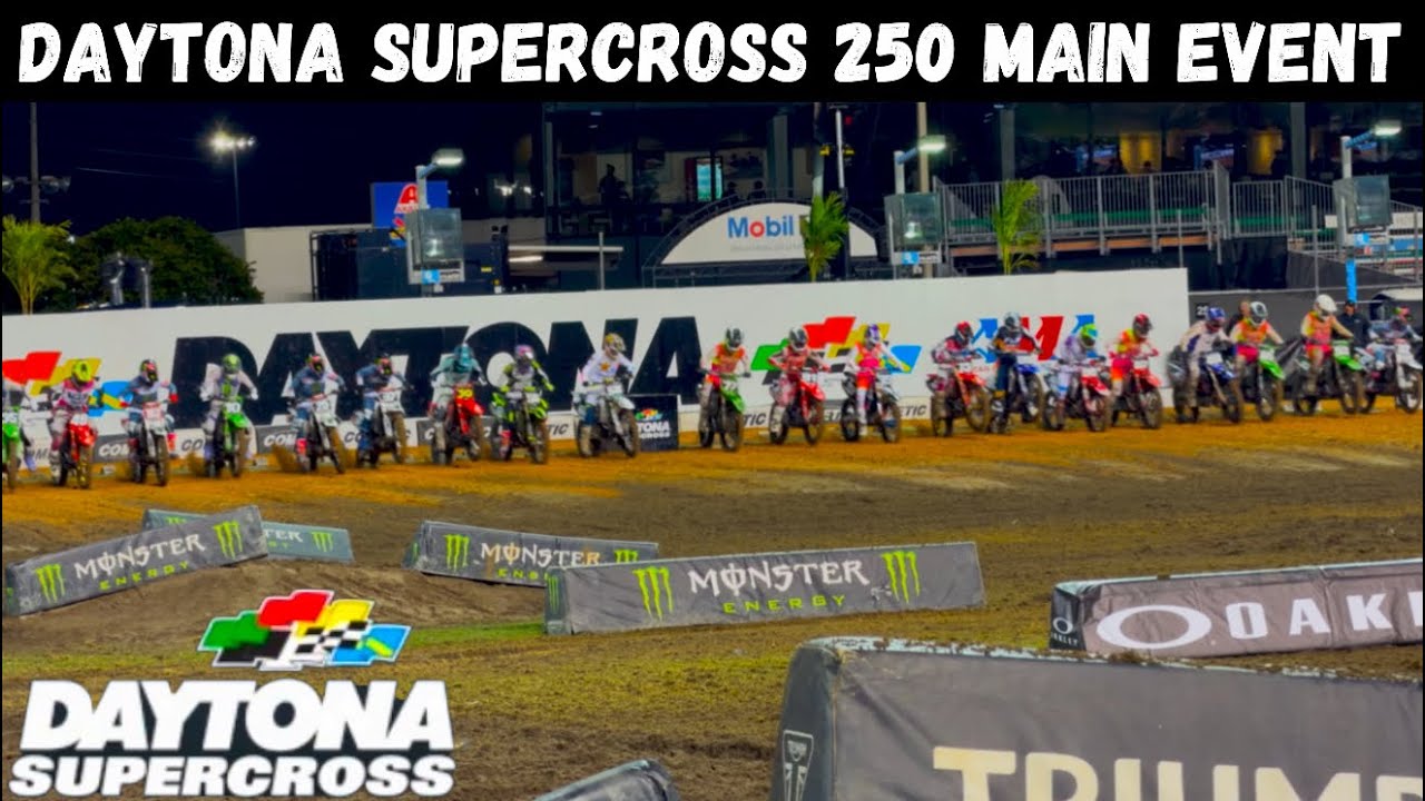 TRACKSIDE VIEW - 250 East Championship HEATS UP at the Daytona Supercross! (250 Main Event)