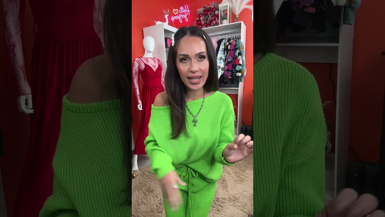 Shop the End of Year Deals Live! 