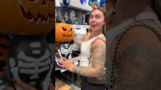 GUYS I LOVE THIS!!! I FOUND THE MINI BUCKET!!