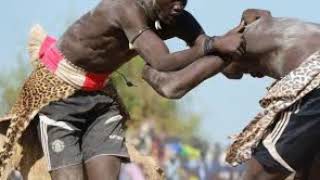 Achiek Mangaks Dit E Ayang