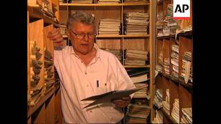 GERMANY: GERMAN GOVERNMENT APPLIES TO EXTRADITE ERICH PRIEBKE