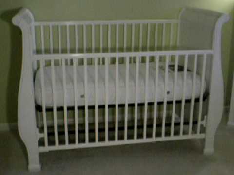 Gorgeous Simmons Venetian Sleigh Crib in White with ...