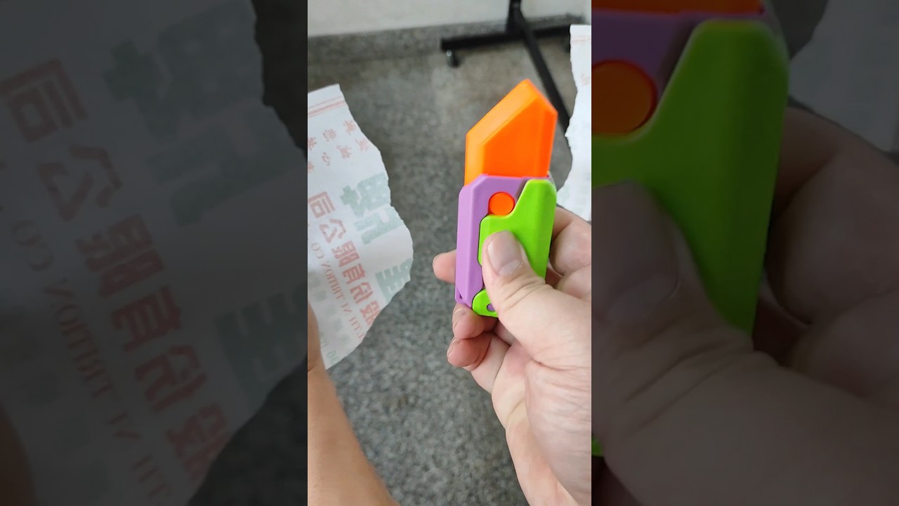 這是一個蘿蔔刀殺紙的故事#蘿蔔刀 #紙 #台灣 #taiwan #shorts #short #CarrotKnife