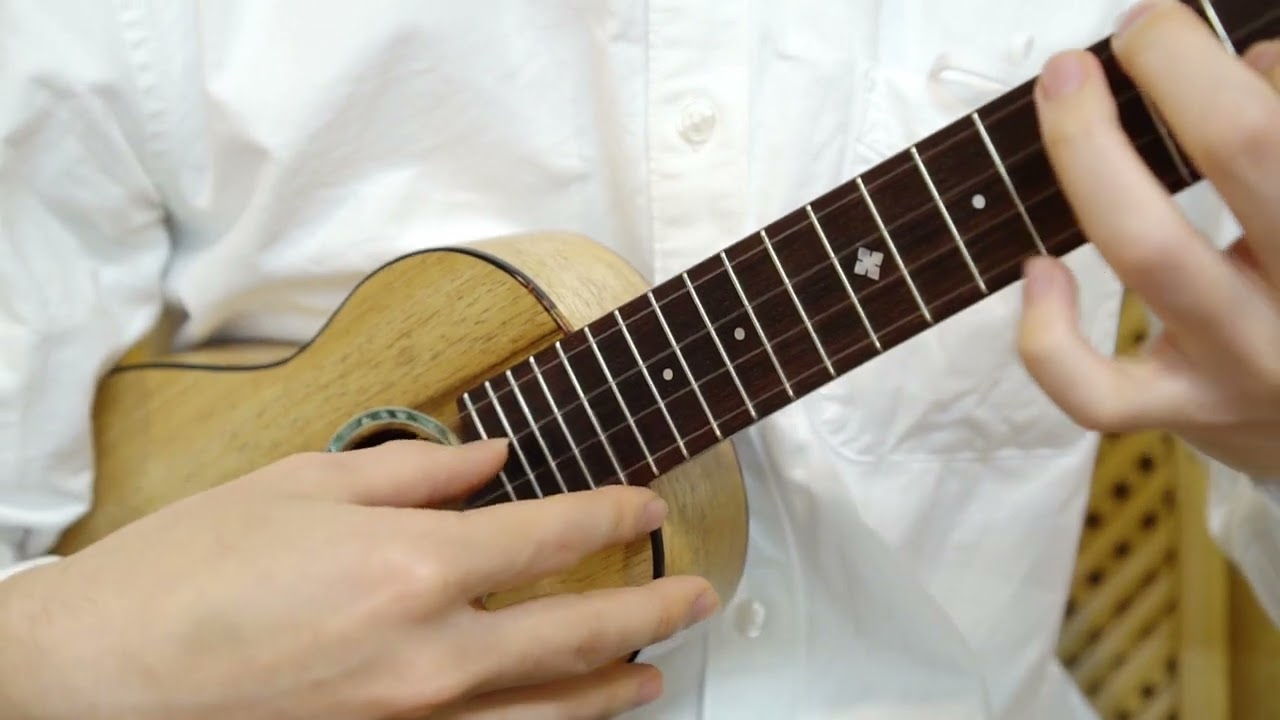 Purity Ukulele Half Chocolate Heart Mango