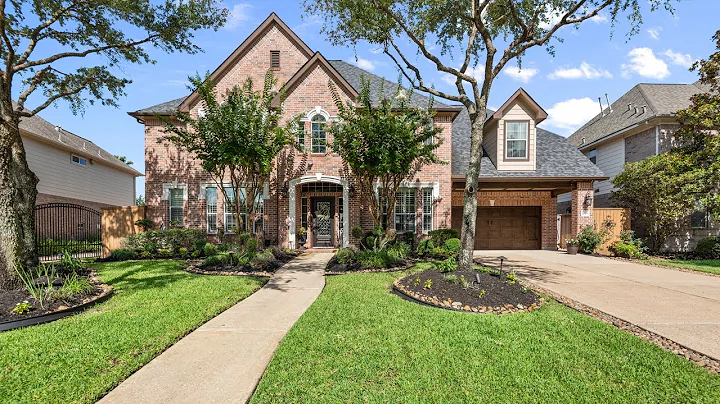 Michelle Rhodes presents 10211 Birchline Drive, Sp...