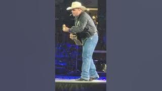 Garth Brooks 