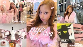 new york city vlog ♡ fashion week, soho shopping, broadway & lots of food!