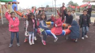 Uzuntarla Köyü İlkokulu Öğrencileri