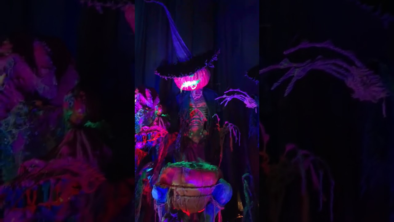 NEW Wicked Jack o lantern Witch Animatronics from Scarefactory #halloween #hauntedhouse