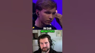 WHY PROS USE 2 HEADPHONES #cs2 #counterstrike #csgo #cs2funny