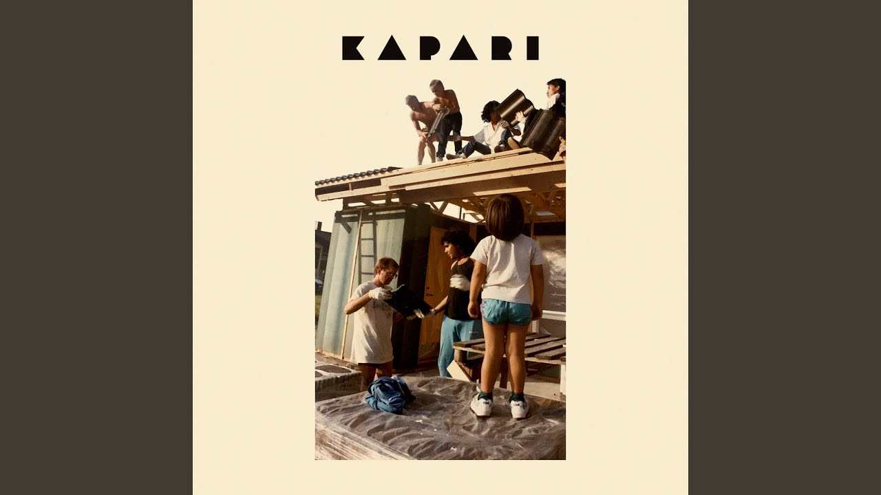 AIR FORCE TWO auf YouTube ansehen AIR FORCE TWO auf YouTube ansehen