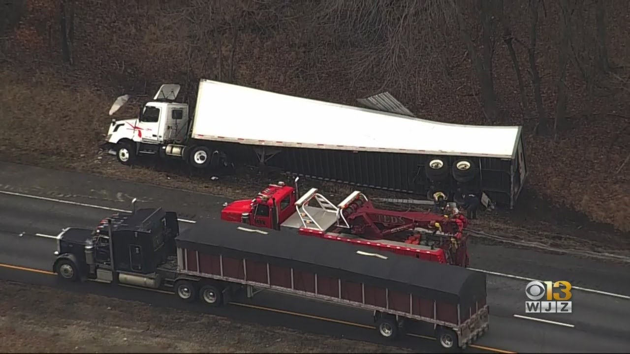 Crash Involving Tractor-Trailer On Interstate 83 Cleared - YouTube