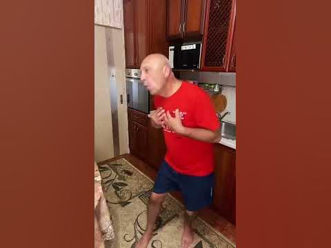 Шутник😂 - YouTube