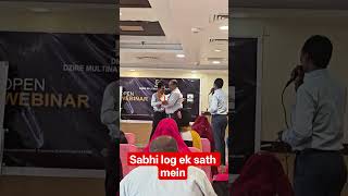 sabhi log ek sath mein V-Mart ke manager sar #essentialproducts #storesupplies #viralessentialsuppli