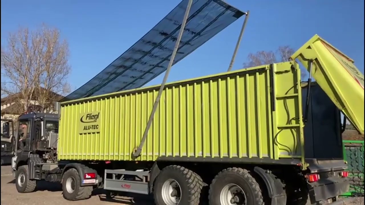 2015 Fliegl Silage Trailer