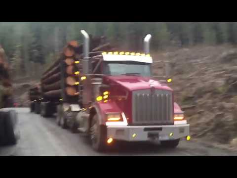 Kenworth Logging truck doubles Granite Falls Wa.