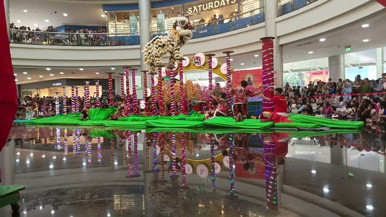 Barongsai Tonggak Show di Margocity Mall Februari 2026
