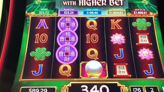 Playing Reel Riches Slot Machine Game for the First Time!
