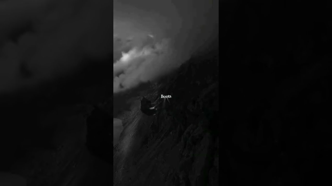 Flo Rida Low ft. TPain (Apple Bottom Jeans) (Lyrics) WhatsApp