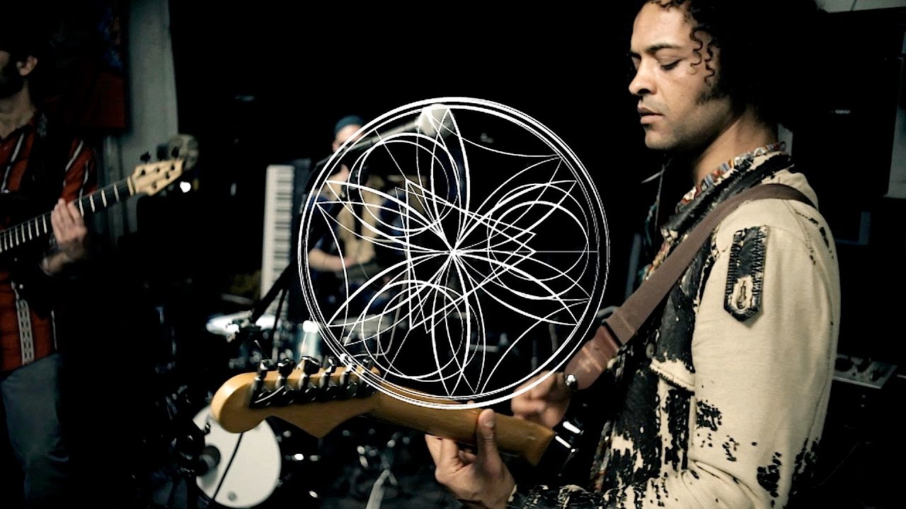 HERITAGE - AMADIS & THE AMBASSADORS LIVE @DA PHEANIX LOUNGE