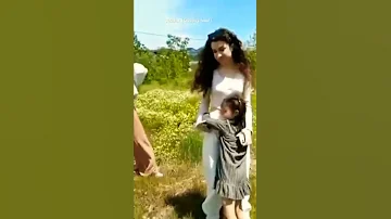 اسيا مع الطفله نونو 