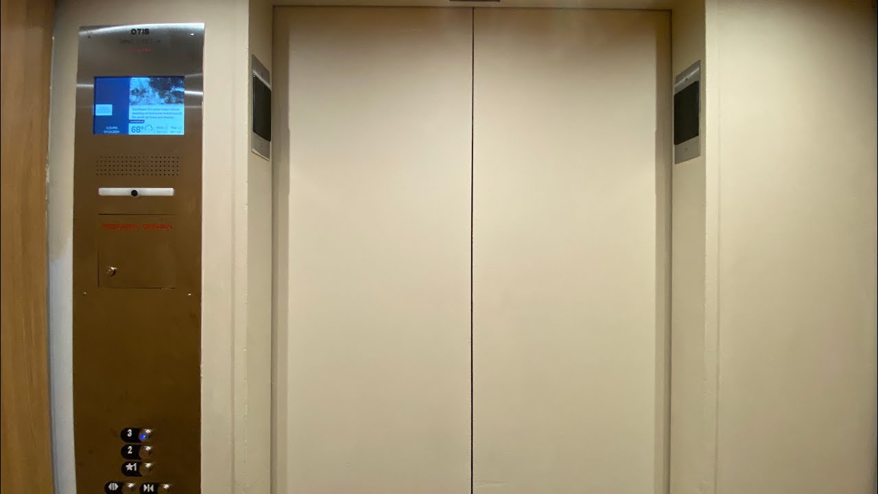 Hall Otis Reed Quirky Otis Modded Hydraulic Elevator @ Reed Hall ONU, Bourbonnais, IL ...
