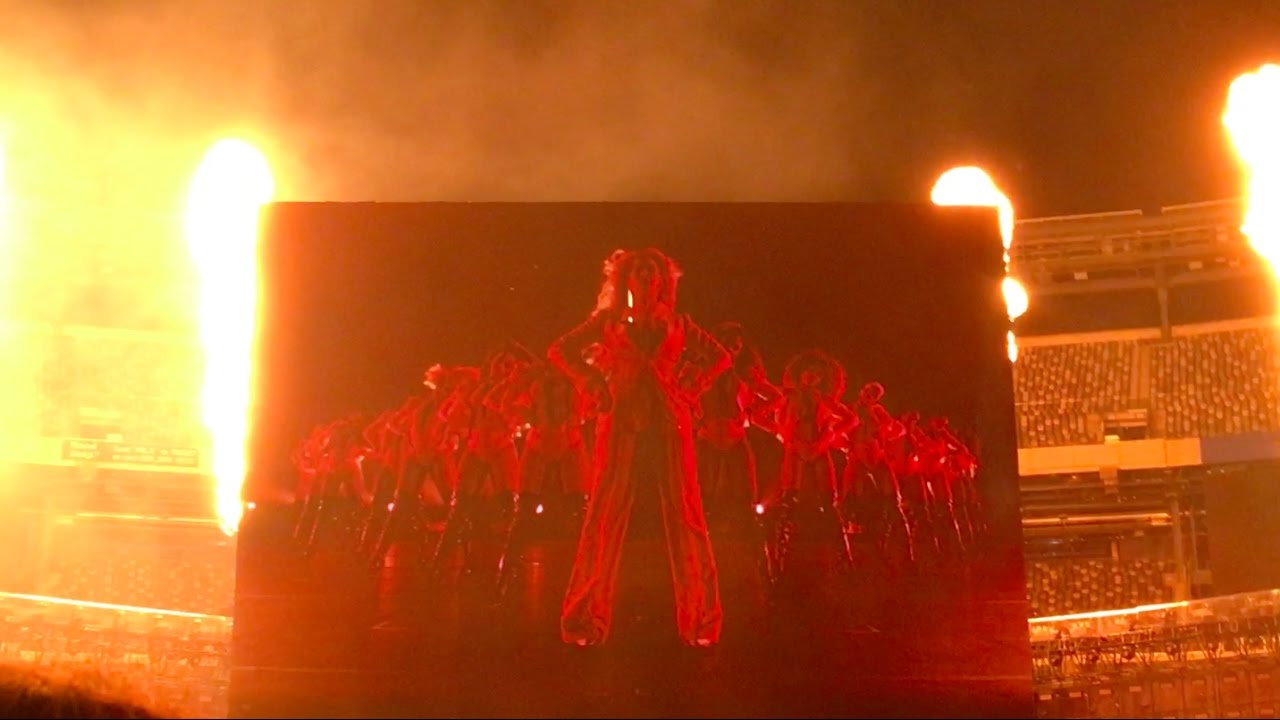 BEYONCÉ IS FIRE! October 7, 2016 - YouTube