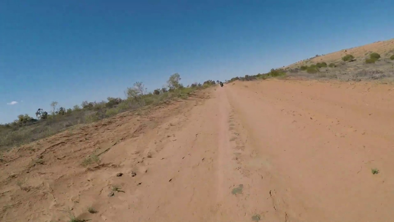 Birdsville via Walkers Crossing to Innaminka