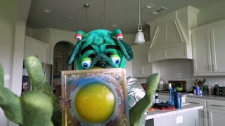 Alien Face Reveal! (Kids vs Alien Hide and Seek Game / Skit) KidCity @KCity