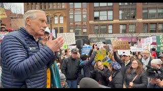 Sen. Angus King speaks at Hands Off rally in Portland