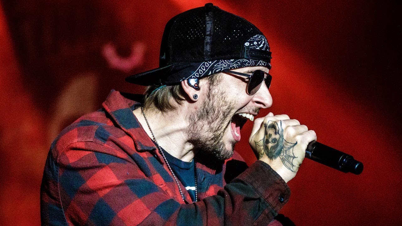 M. Shadows (A7X) - In My Remains (AI COVER, AI VIDEO) - YouTube